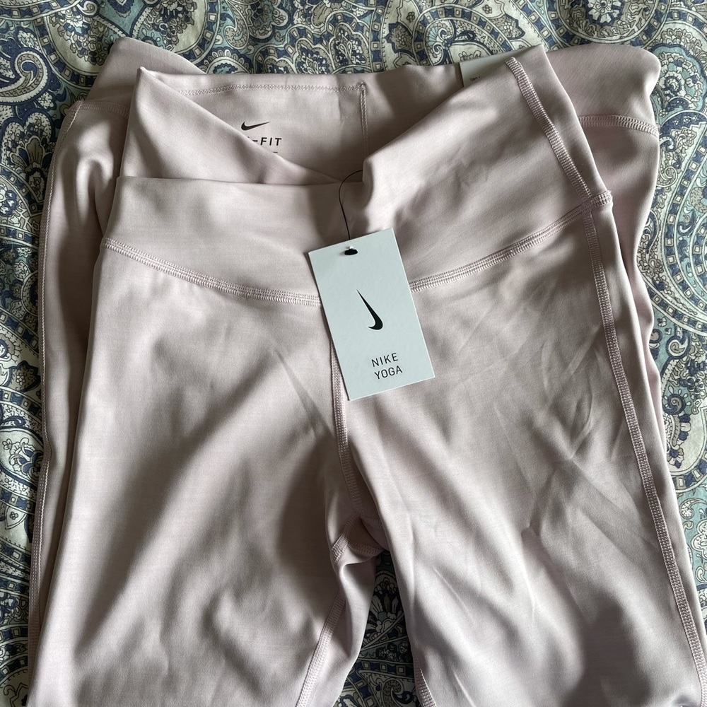 Brand New | Nike Dri-Fit Yoga Leggings